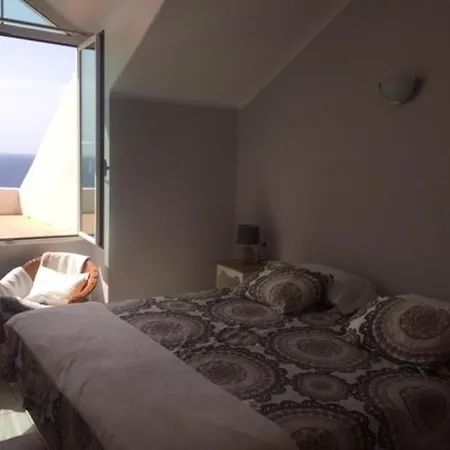 Rocas Del Mar Apartment *